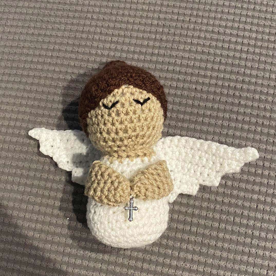 How to crochet your own Angel Keepsake!